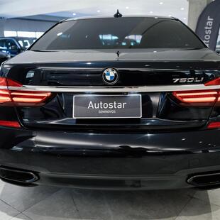Bmw 750i 750iL M Sport Sedan 4.4 V8 450cv Aut.