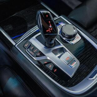 Bmw 750i 750iL M Sport Sedan 4.4 V8 450cv Aut.