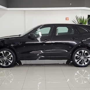 Jaguar F-Pace 2.0 R-Dynamic SE 404cv (Híbrido)