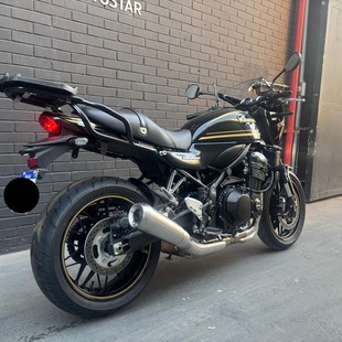Kawasaki Z 900 RS CAFÉ