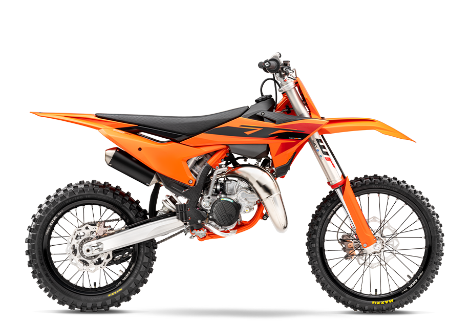 スノーバイクKTM525EXC(2005)&ティンバースレッド137(2016) 札幌でみつけた、雪上モーターサイクルがアツすぎる (1/4) - Off1.jp