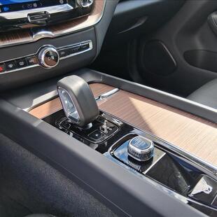 Volvo XC60 2.0 T8 RECHARGE PLUS AWD GEARTRONIC