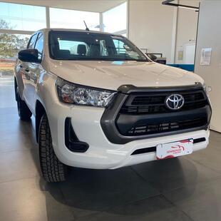 Toyota HILUX 2.8 D-4D TURBO DIESEL CD POWER PACK 4X4 AUTOMÁTICO