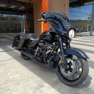 Harley Davidson Street Glide SPECIAL FLHXS