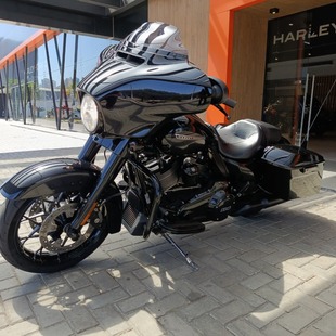 Harley Davidson Street Glide SPECIAL FLHXS