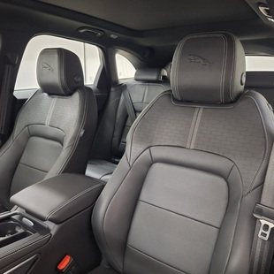 Jaguar F-Pace 2.0 R-Dynamic SE 404cv (Híbrido)