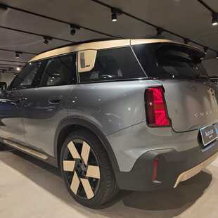 Mini Cooper Countryman SE ALL4 Top