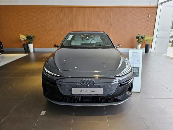 galeria A6 E-TRON