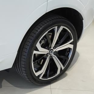 Volvo XC60 2.0 T8 RECHARGE ULTIMATE AWD GEARTRONIC