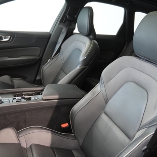 Volvo XC60 2.0 T8 RECHARGE ULTIMATE AWD GEARTRONIC