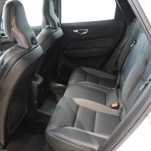 Volvo XC60 2.0 T8 RECHARGE ULTIMATE AWD GEARTRONIC