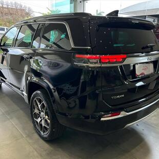 Jeep COMMANDER 2.0 TD380 TURBO DIESEL OVERLAND AT9