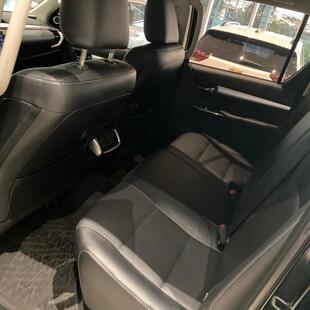 Toyota HILUX 2.8 D-4D TURBO DIESEL CD SRX 4X4 AUTOMÁTICO