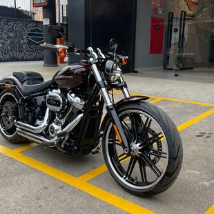 Harley Davidson Softail BREAKOUT FXBRS
