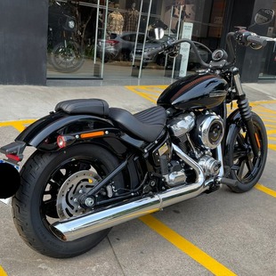 Harley Davidson Street Bob FXBB