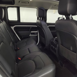 Land Rover Defender 110 D300 HSE Die. Aut.(Híb.)
