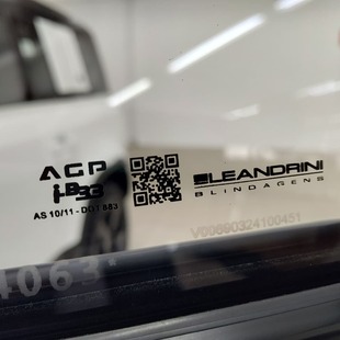 Land Rover Defender 110 D300 HSE Die. Aut.(Híb.)