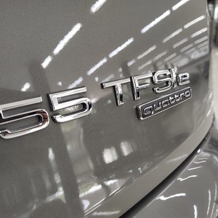 Audi Q5 Perf. Black 2.0 TFSIe S.Tr. Qt (Hib.)