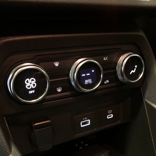 Renault KARDIAN 1.0 TCE FLEX TECHNO EDC