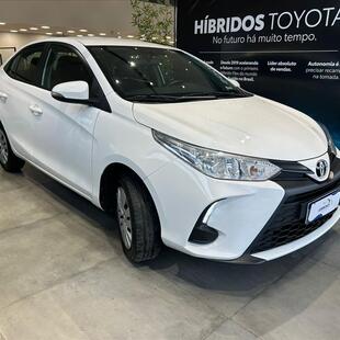 Toyota YARIS 1.5 16V FLEX SEDAN XL LIVE MULTIDRIVE