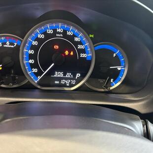 Toyota YARIS 1.5 16V FLEX SEDAN XL LIVE MULTIDRIVE