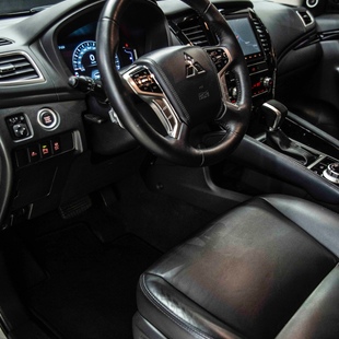 Mitsubishi Pajero Sport Legend 2.4