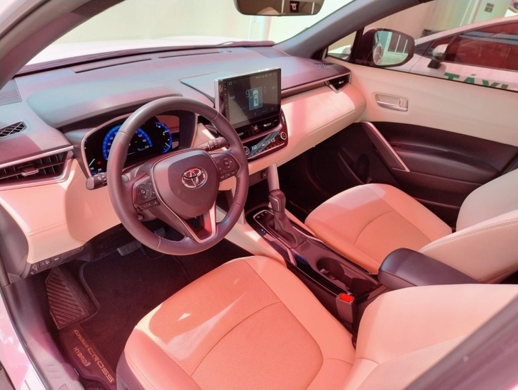 galeria COROLLA CROSS