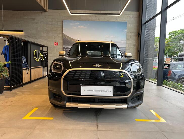 galeria Cooper Countryman