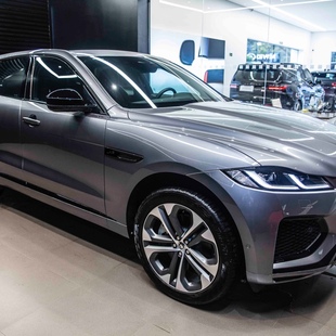 Jaguar F-Pace 2.0 R-Dynamic SE 404cv (Híbrido)