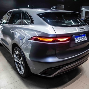Jaguar F-Pace 2.0 R-Dynamic SE 404cv (Híbrido)