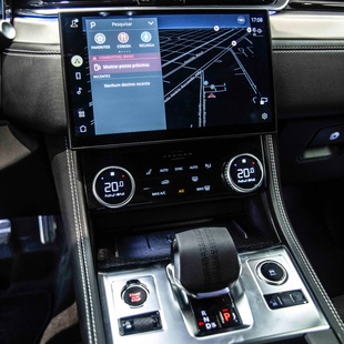 Jaguar F-Pace 2.0 R-Dynamic SE 404cv (Híbrido)