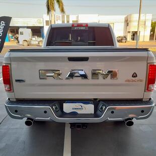 Ram CLASSIC 5.7 V8 GASOLINA LARAMIE CD 4X4 AUTOMÁTICO