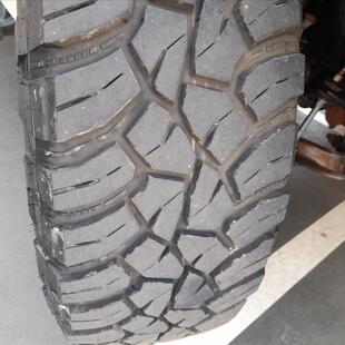 Ram CLASSIC 5.7 V8 GASOLINA LARAMIE CD 4X4 AUTOMÁTICO