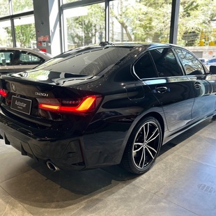 Bmw 320i M Sport 2.0 Turbo (Aut.)