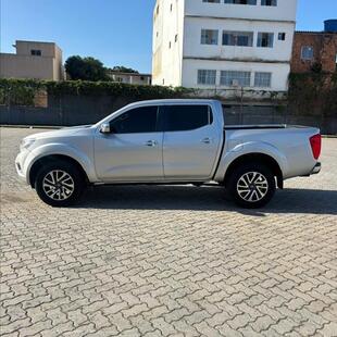 Nissan FRONTIER 2.3 16V TURBO DIESEL XE CD 4X4 AUTOMÁTICO