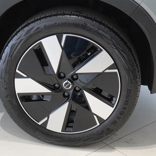 Volvo EX40 P6 RECHARGE ELECTRIC PLUS