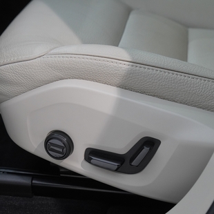 Volvo XC60 2.0 T8 RECHARGE PLUS AWD GEARTRONIC