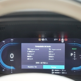 Volvo XC60 2.0 T8 RECHARGE PLUS AWD GEARTRONIC