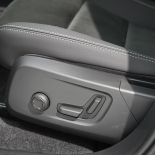 Volvo EX40 P6 RECHARGE ELECTRIC PLUS