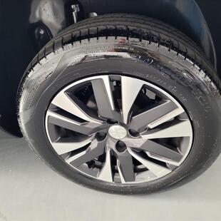 Peugeot 2008 1.6 16V FLEX ALLURE 4P AUTOMÁTICO