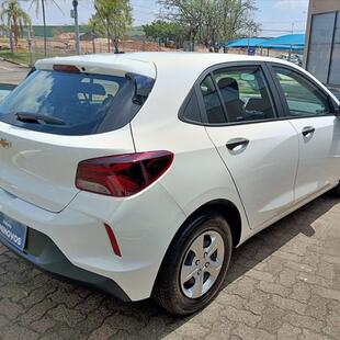 Chevrolet ONIX 1.0 FLEX MANUAL