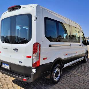 Ford TRANSIT 2.0 ECOBLUE DIESEL MINIBUS 14+1 410L AUTOMÁTICO