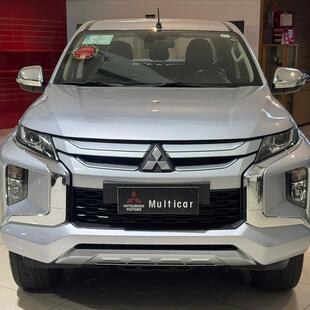 Mitsubishi L200 TRITON 2.4 16V TURBO DIESEL SPORT HPE CD 4P 4X4 AUTOMÁTICO