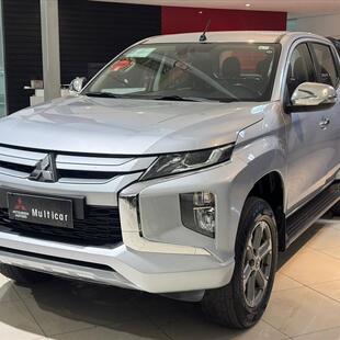 Mitsubishi L200 TRITON 2.4 16V TURBO DIESEL SPORT HPE CD 4P 4X4 AUTOMÁTICO