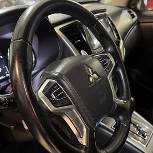 Mitsubishi L200 TRITON 2.4 16V TURBO DIESEL SPORT HPE CD 4P 4X4 AUTOMÁTICO