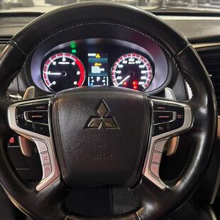 Mitsubishi L200 TRITON 2.4 16V TURBO DIESEL SPORT HPE CD 4P 4X4 AUTOMÁTICO