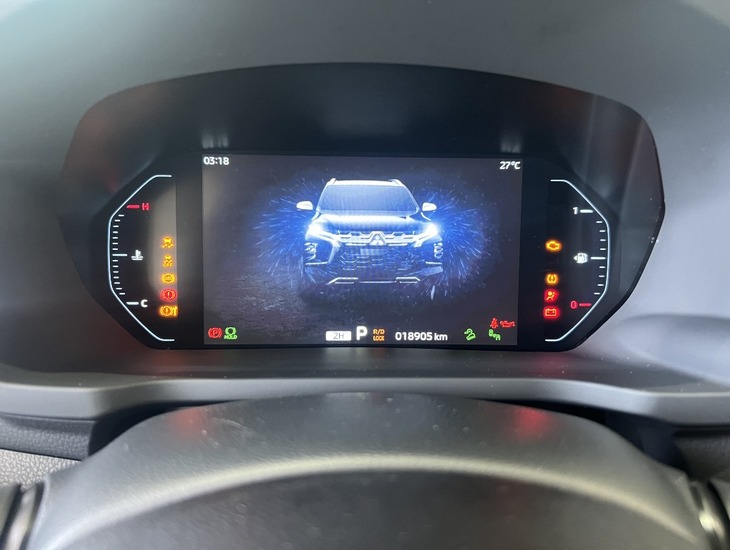 galeria PAJERO SPORT