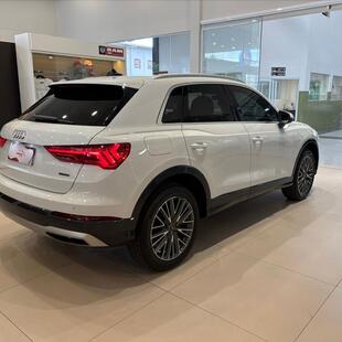 Audi Q3 2.0 40 TFSI GASOLINA PERFORMANCE QUATTRO TIPTRONIC