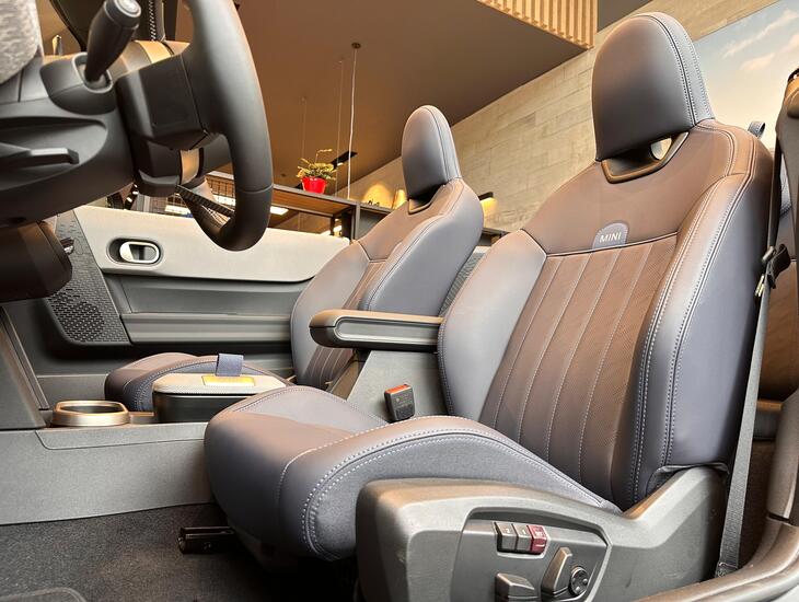 galeria Cooper Cabrio