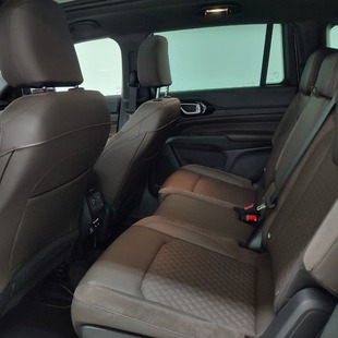 Jeep Commander Overland 1.3 T270